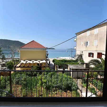 Apartments Guzela Primošten Zimmer foto