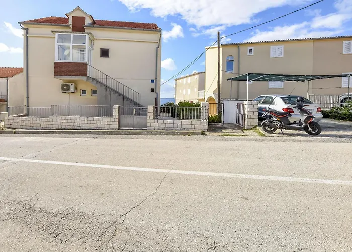 Apartments Guzela